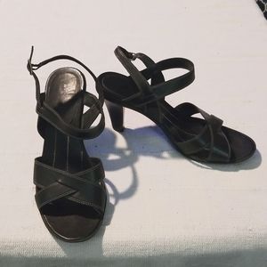 Bandolino Black Strappy Heels